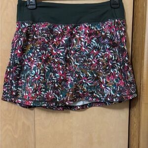 lululemon athletica Play off the pleats mid rise skirt